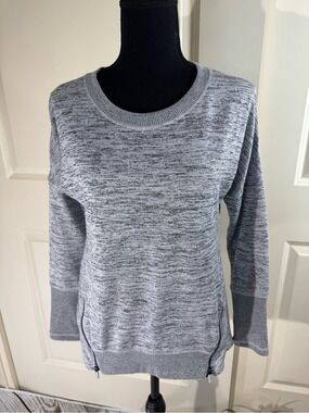 90 Degree By Reflex Heather Gray Crewneck Sweater with Zipper Detail Small